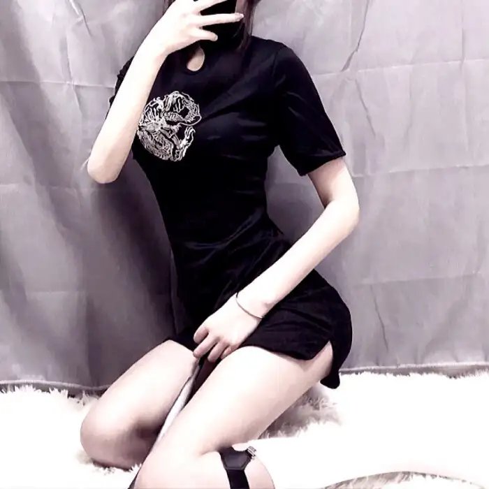 关于莉莉周的一切